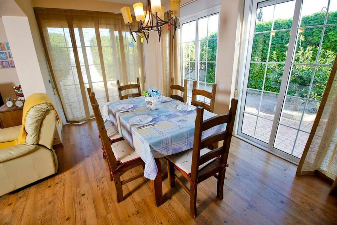 Arenales Great Home With Ac, Pool And Barbecue Arenales del Sol Ngoại thất bức ảnh